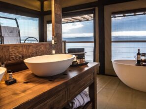 Cliff lodge Nakuru