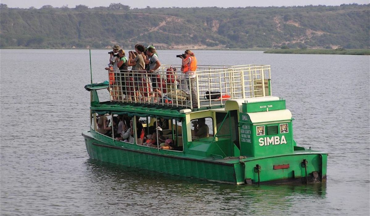 Boat safari in Uganda - Lake mburo