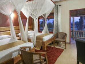 pakuba safari lodge Murchison falls